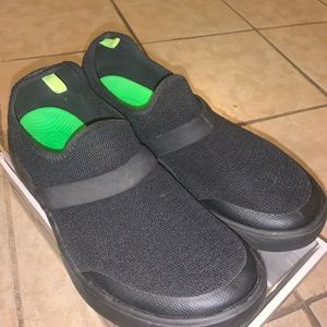 Oofos Women’s OOmg Low